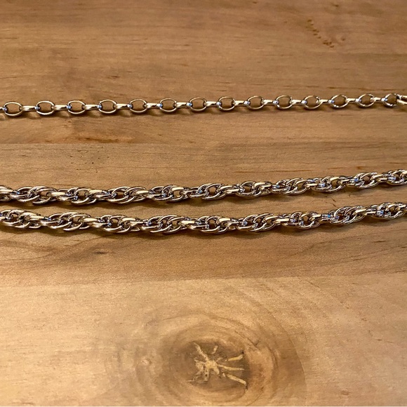 Express Ladies Double Silver Chain Belt NEW S/M - Picture 2 of 3